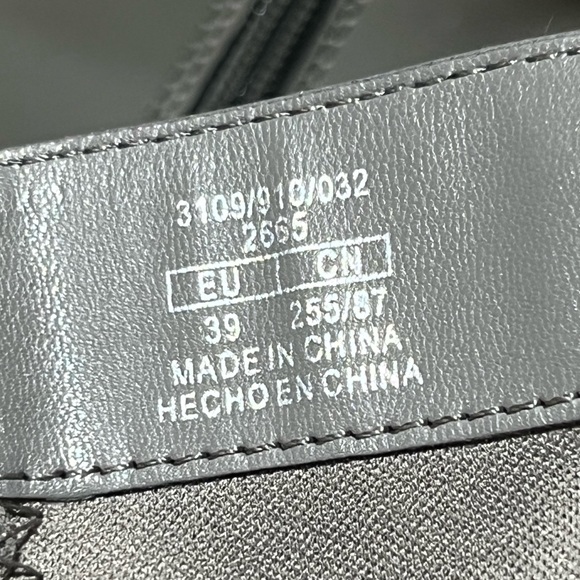 Zara green rubberized boots. Size 39. - Picture 9 of 9